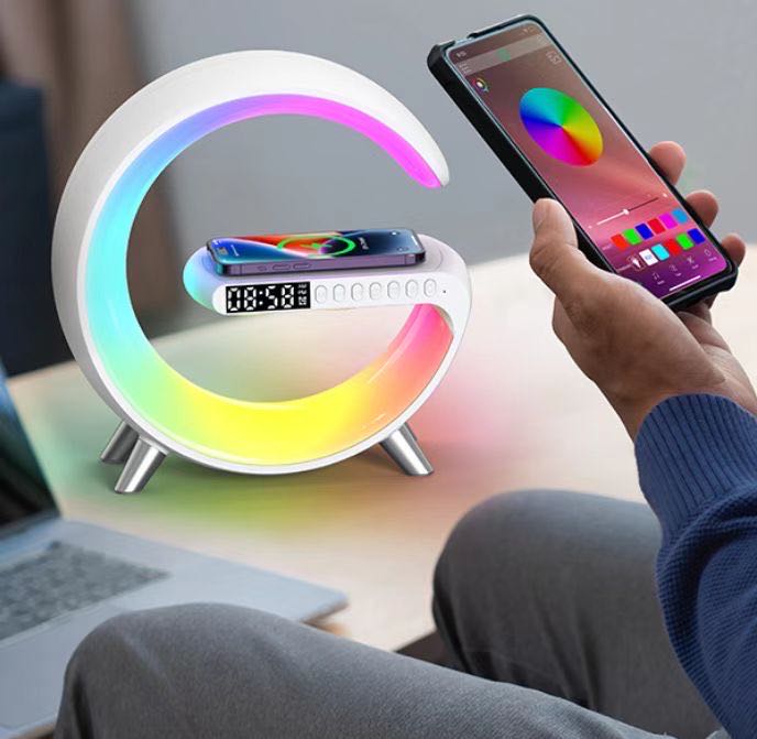 Multifunctional Wireless Charger Alarm Clock Lamp